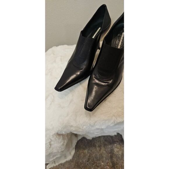 Donald Pliner Black Leather Pointy Heels Size 11 - Picture 2 of 9